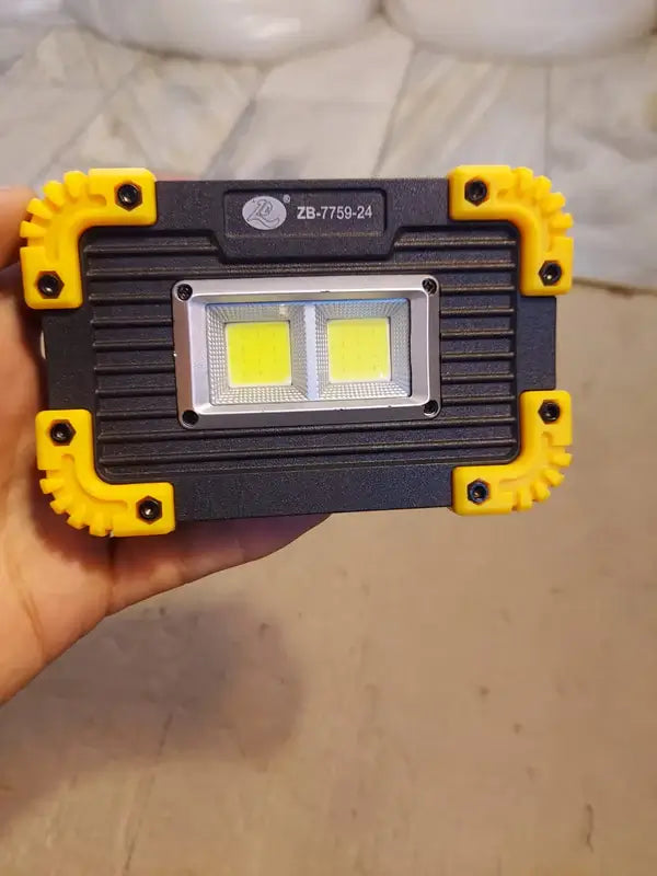 Small Working LED Lamp